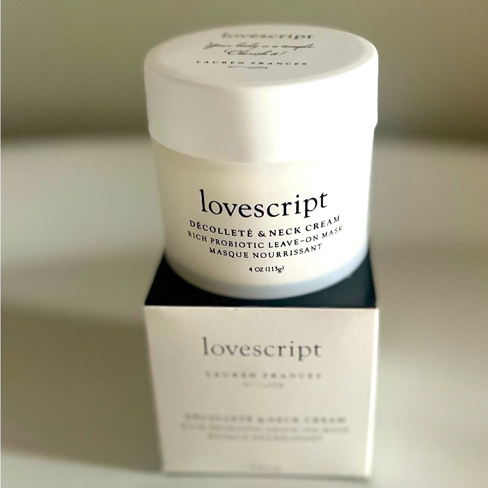 LOVESCRIPT DÉCOLLETÉ AND NECK CREAM